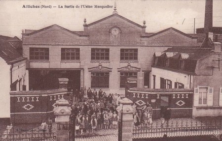 L'usine Masquelier d'Attiches sur une carte postale ancienne