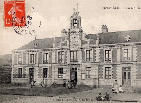 L'ancienne mairie de Masnière sur une carte postale ancienne