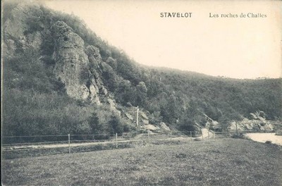 Les Roches de Challes à Stavelot sur une carte postale